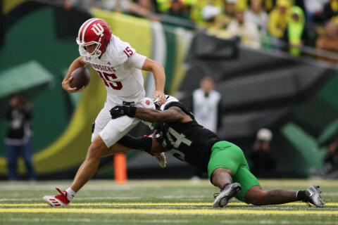 Strong ground games propel No. 1 Indiana and No. 5 Oregon to CFP semifinal matchup at Peach Bowl