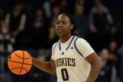 Sayvia Sellers scores career-high 38 and No. 25 Washington women top No. 16 Maryland 83-80 in 2OT