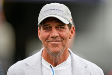Ravens Bisciotti Speaks Football