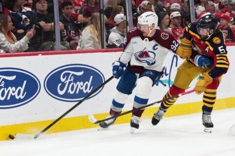 Gabriel Landeskog injured in Avalanche’s game against Florida, needs help getting off ice
