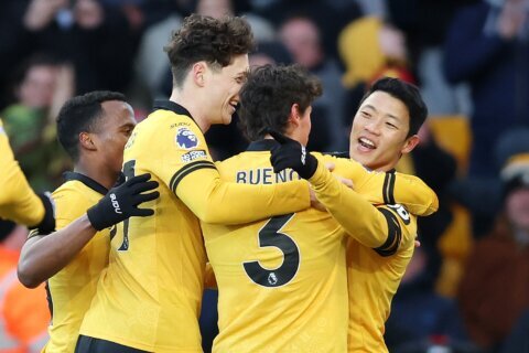 Finally! Wolves claims its first Premier League win of the season at the 20th attempt