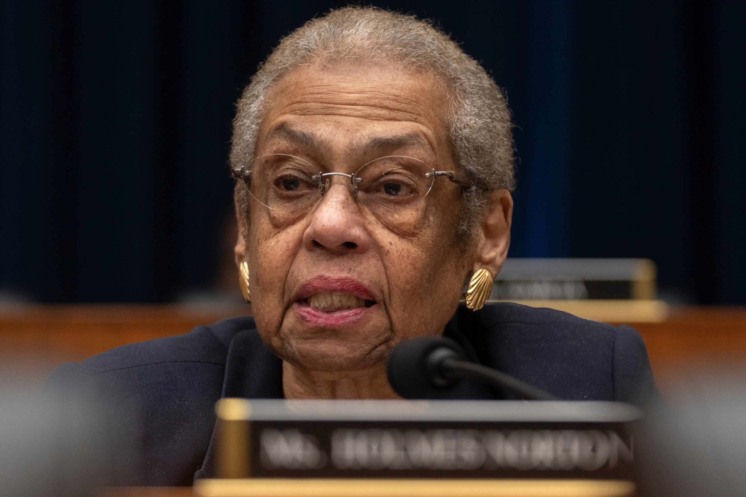 Former DNC interim chair explains why she encouraged Eleanor Holmes Norton to retire