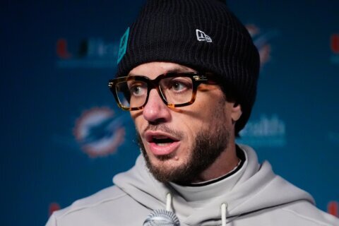 Mike McDaniel joins Harbaugh, Herbert as Chargers' offensive coordinator after Dolphins firing