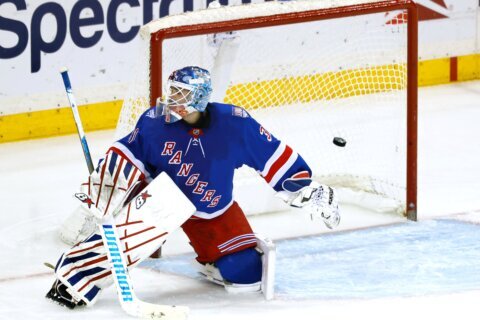 Rangers goaltender Igor Shesterkin leaves game against the Mammoth because of injury