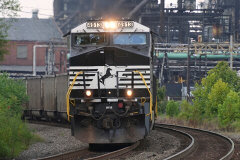 Norfolk Southern’s profit slips 12% amid merger costs and economic uncertainty