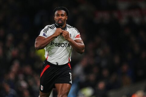 Traoré joins West Ham and says movie taught him about passion of the club’s fans