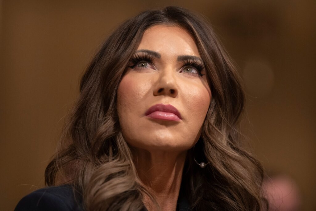 Homeland Security plans 2,000 officers in Minnesota for its ‘largest immigration operation ever’