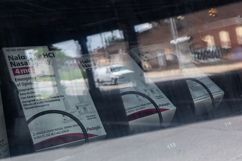 Frederick County installs new health vending machine, featuring naloxone, fentanyl test strips