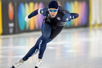 HEERENVEEN, NETHERLANDS - DECEMBER 06: Conor McDermott-Mostowy performs in the 1000 m Men Division A race during the ISU World Cup Speed Skating at Thialf Ice Stadium on December 06, 2025 in Heerenveen, Netherlands.  (Photo by Boris Streubel/Getty Images)