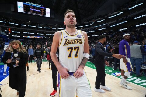 Luka Doncic’s emotions ease in 2nd Dallas visit as Lakers star beats his former team again