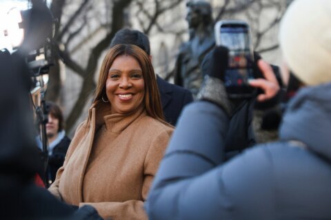 Judge disqualifies federal prosecutor in investigation into New York Attorney General Letitia James