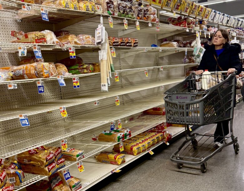 Shoppers prepare for DC’s biggest snowstorm in a decade