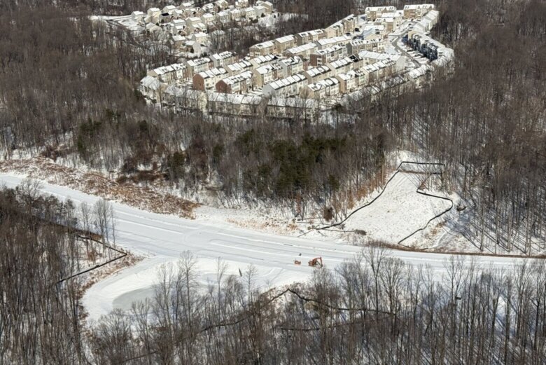 Prince George’s Co. leaders get bird’s-eye view on snow and ice removal