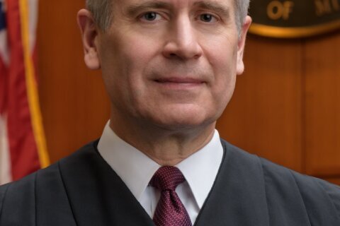 Conservative judge in Minnesota tries to keep Trump administration in check during crackdown