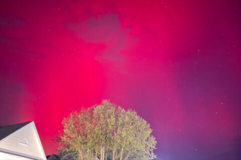 Northern lights sightings possible Monday night in DC area