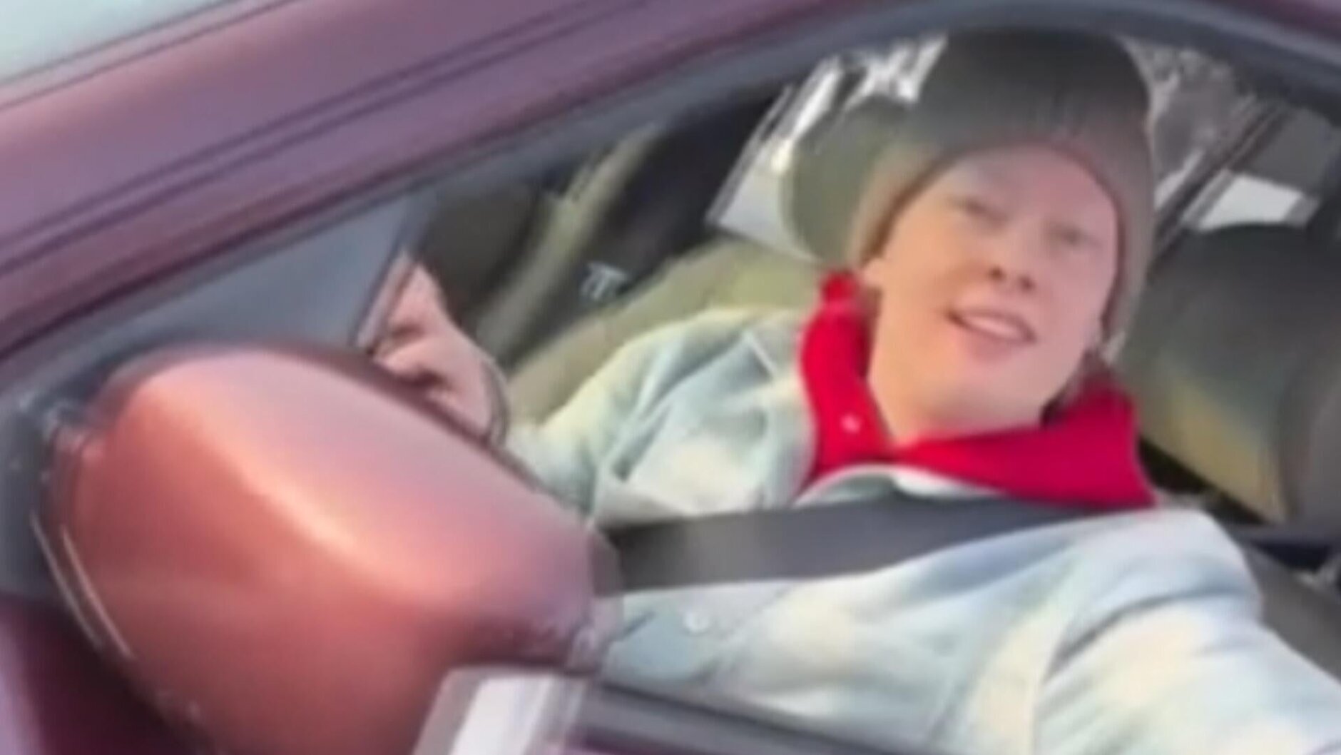 Vice President JD Vance posted a video on X that appears to show Renee Good's last words to immigration agents before an ICE officer shot and killed her in Minneapolis, Minnesota. CBS News' Ash-har Quraishi reports.