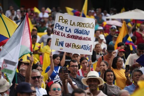 Cientos se movilizan a llamado de Petro contra amenazas de Trump a ‘la soberanía’