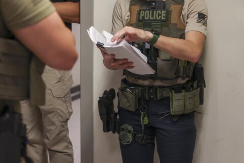 La fuerza del Servicio de Inmigración de EEUU crece 120% tras contratar a 12,000 agentes