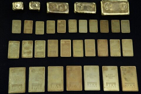 Aumenta el precio del oro por primera vez a $5,000 por onza