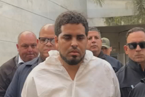 Aíslan en la cárcel a acusado de asesinar a su hijo; dijo que fue ‘el diablo’