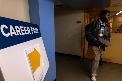 ‘Ni contratamos ni despedimos’: un vistazo a cómo inicia el mercado laboral en 2026