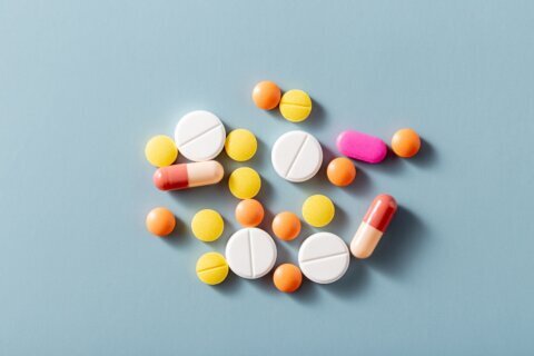 Trump anunció acuerdos para reducir costos de medicamentos; ¿tendrán un impacto real en tu bolsillo?