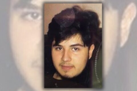 México entrega a EEUU a uno de lo más buscados del FBI ¿Quién es Alex Rosales Castillo?