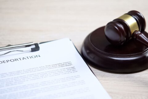 ¿Cómo saber si tengo una orden de deportación en EEUU? Te explicamos, tengas o no el ‘A-Number’