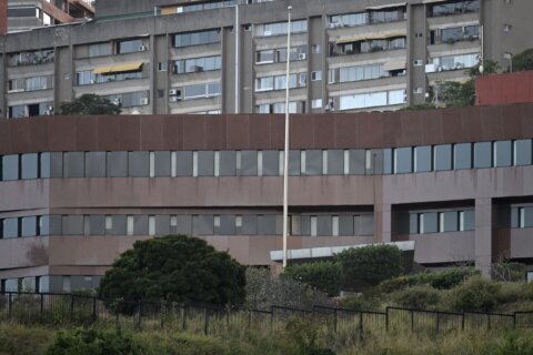 EEUU dice que está dando los primeros pasos para reabrir embajada en Venezuela