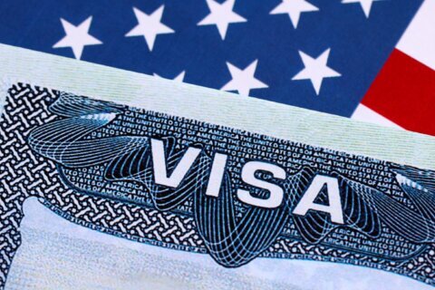EEUU aumenta cifra de países a cuyos ciudadanos exige fianzas de hasta $15,000 para visas