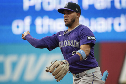 Orioles add infield depth after Westburg’s injury by signing veteran Estrada to a minor league deal