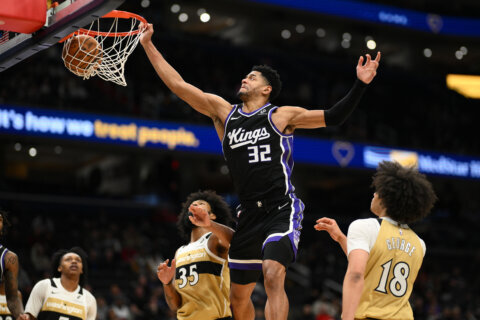 Rookie Will Riley scores season-high 18 as Wizards hand Kings their 9th straight loss, 116-112