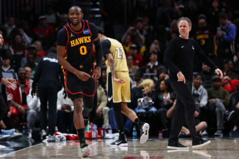 Kuminga steals the show in Young’s return to Atlanta, leading Hawks past Wizards 119-98