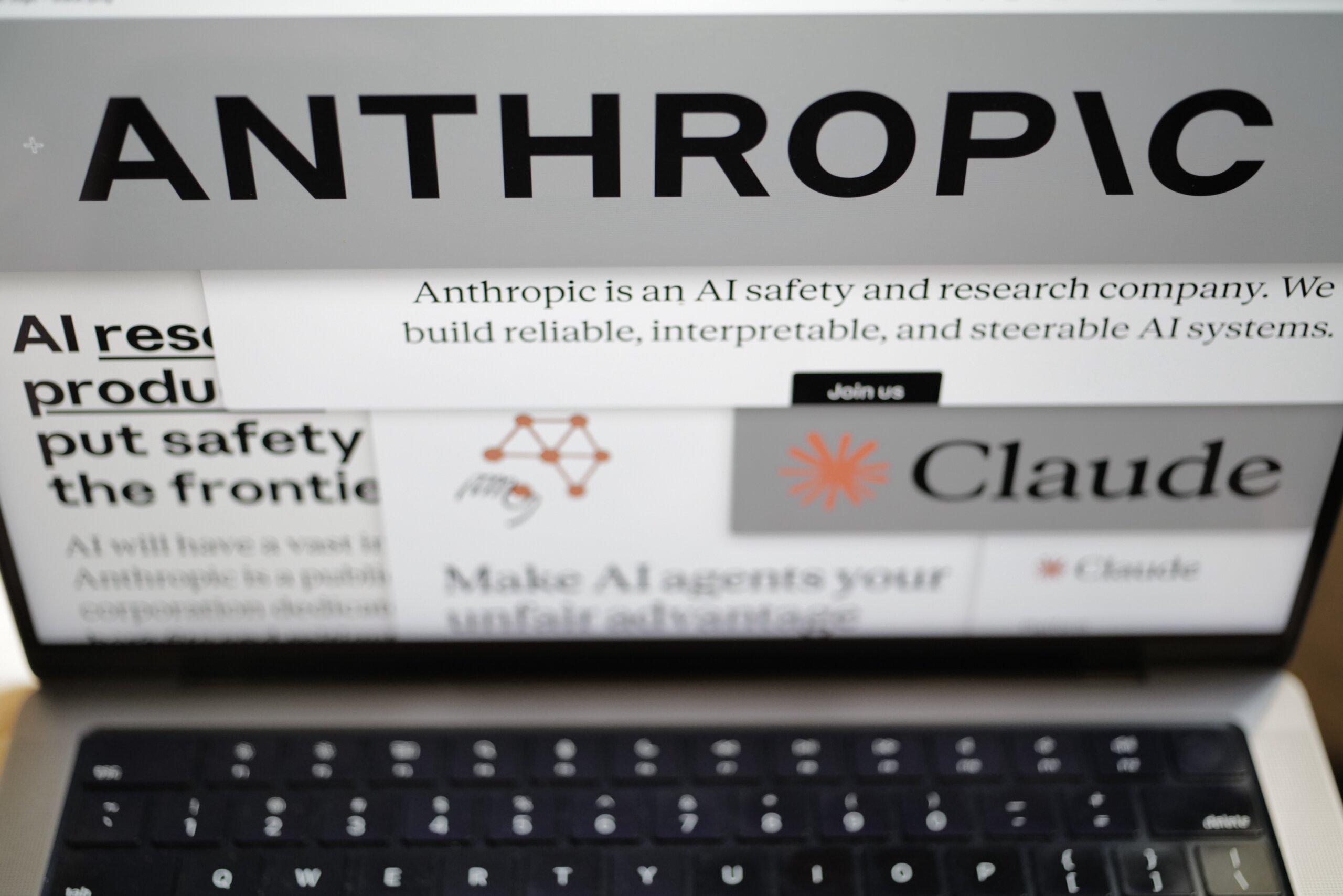 Anthropic and Pentagon head to court as AI firm seeks end to ‘stigmatizing’ supply chain risk label
