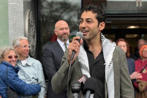 Judge blocks deportation of Palestinian activist who led protests at Columbia