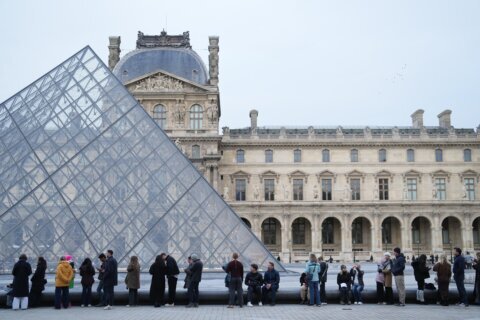 Police in France detain 9 people in suspected massive Louvre ticket fraud scheme