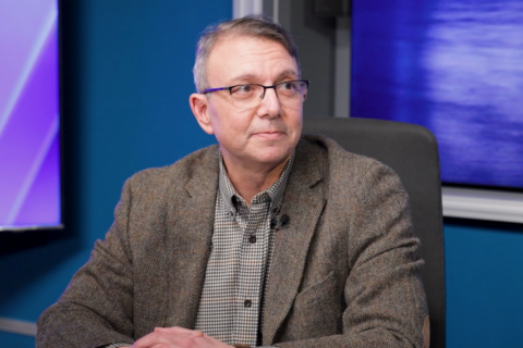 Giving patients with movement disorders like essential tremor new hope — without a single incision