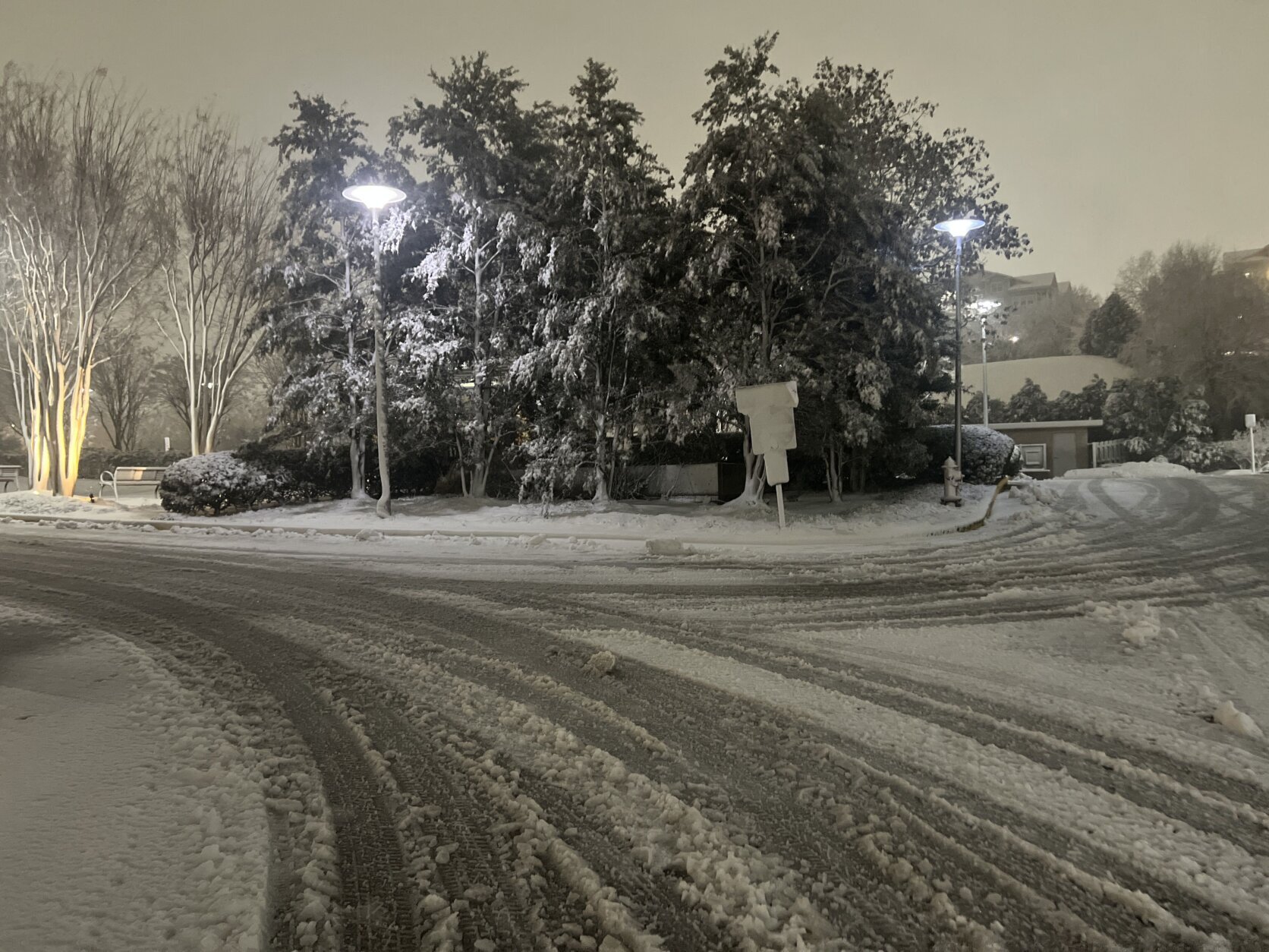 Snowy roads in Fairfax, Va.