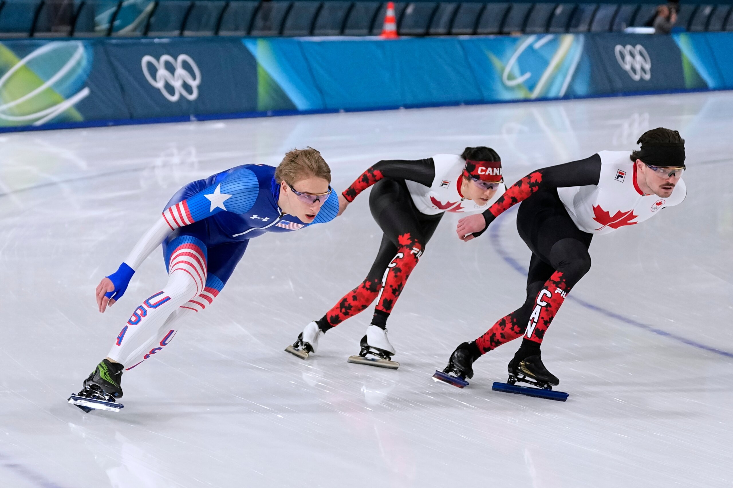 Jordan Stolz’s Olympic gold streak ends with loss to China’s Ning Zhongyan in the 1,500