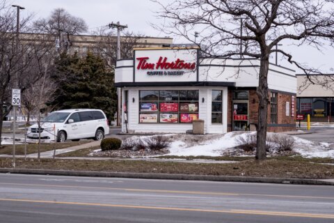 Video shows nearly blind refugee being released by Border Patrol, 5 days before his death