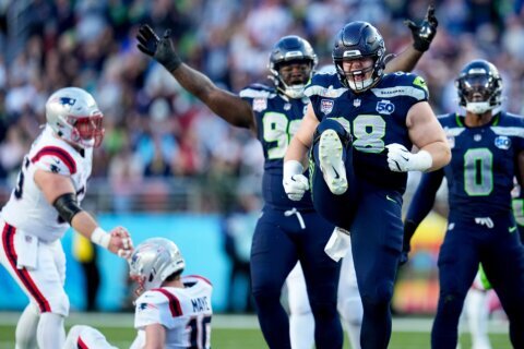 Seahawks ride their ‘Dark Side’ defense to a Super Bowl title, pounding the Patriots 29-13