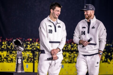 Pro Picks: Seahawks will edge Patriots to win their second Super Bowl