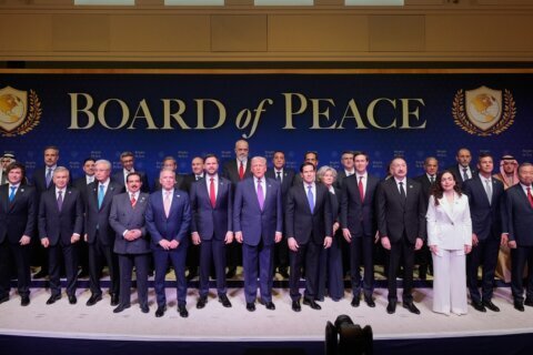 Indonesian leader signs trade deal with Trump while in Washington for the Board of Peace