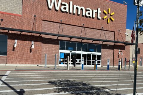 Walmart delivers another quarter of impressive sales but offers a muted outlook