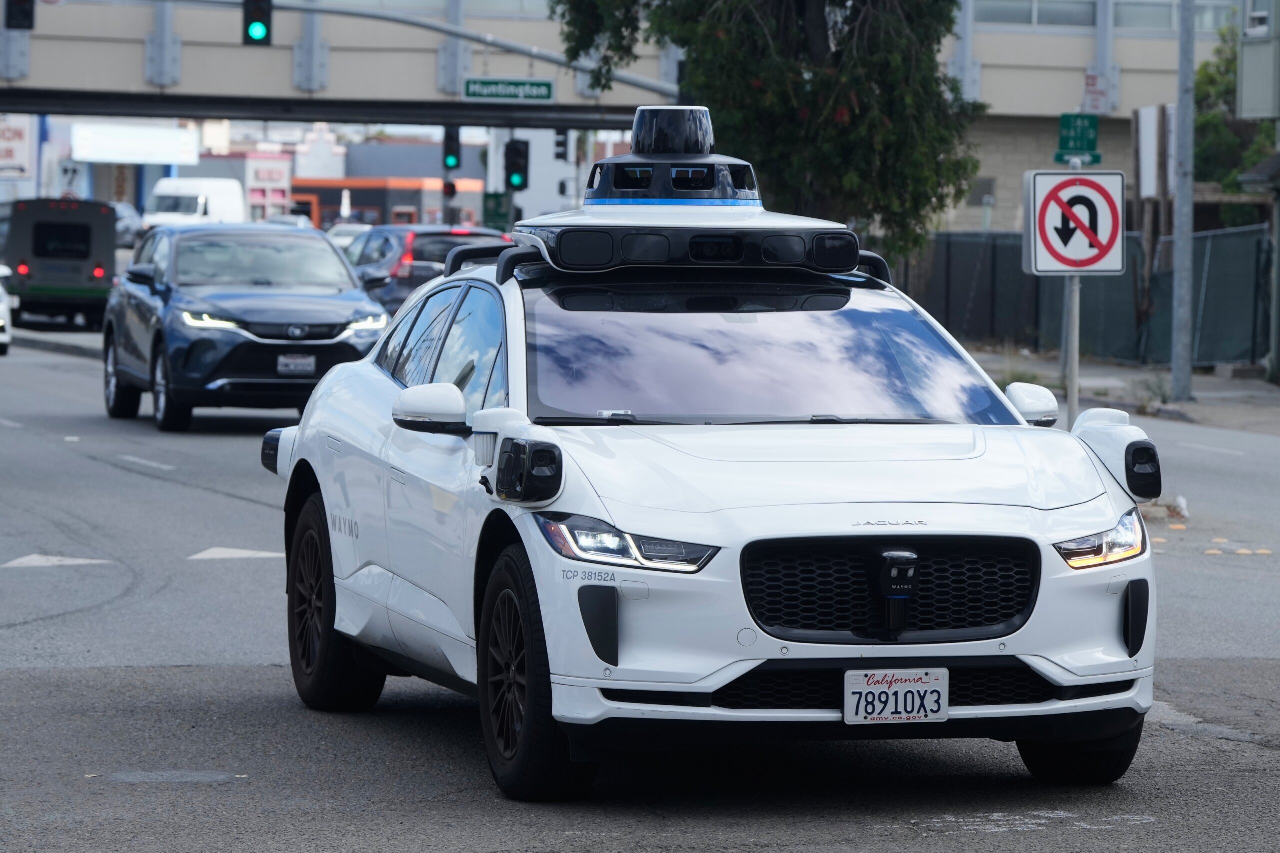As DC weighs robotaxis, new report looks at how driverless vehicles could reshape jobs and cities