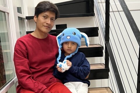 Liam, de cinco años, y su padre, ya están en Minnesota, tras ser liberados por inmigración