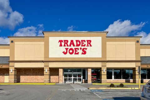 Retiran popular comida congelada de Trader Joe’s ya que podría contener vidrio