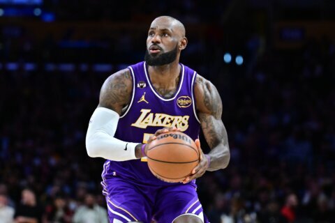 Boston visita a Los Angeles Lakers y lo puedes ver en Telemundo