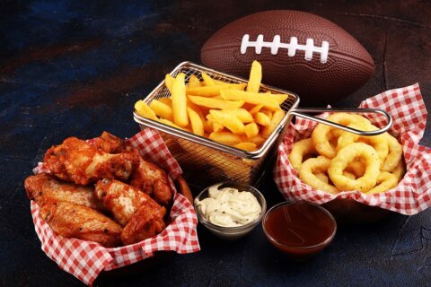 Dulce y picante: el sabor preferido de la comida para el Super Bowl 60