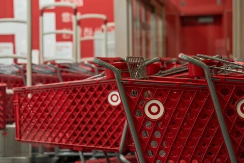 Target invertirá más en sus tiendas y eliminará 500 puestos bajo nuevo CEO